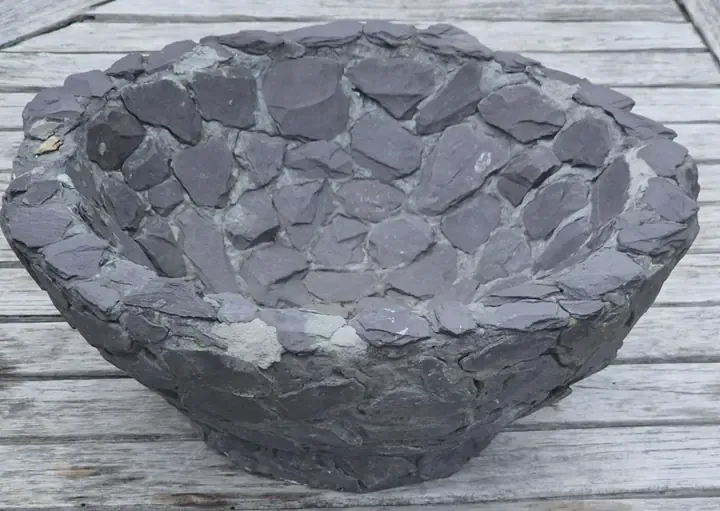 Schaal in leisteen, handgemaakt tuinobject